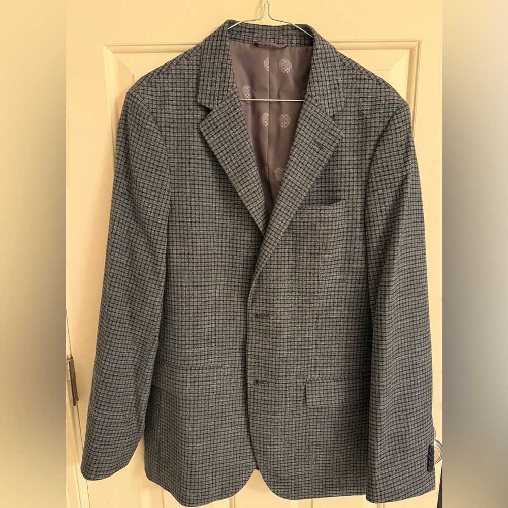 Vince Camuto Charcoal Checkered Blazer 38R/ Slim Fit